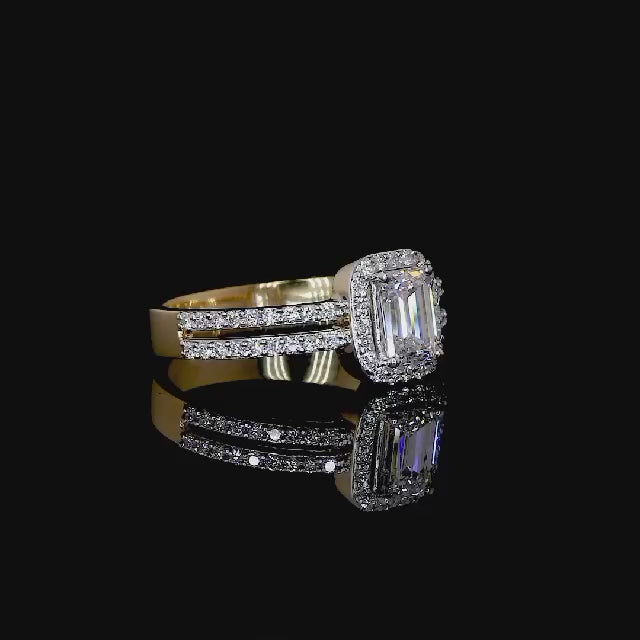 Load and play video in Gallery viewer, Emerald engagement ring
